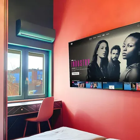 2br With Designer Interior And Work Desk