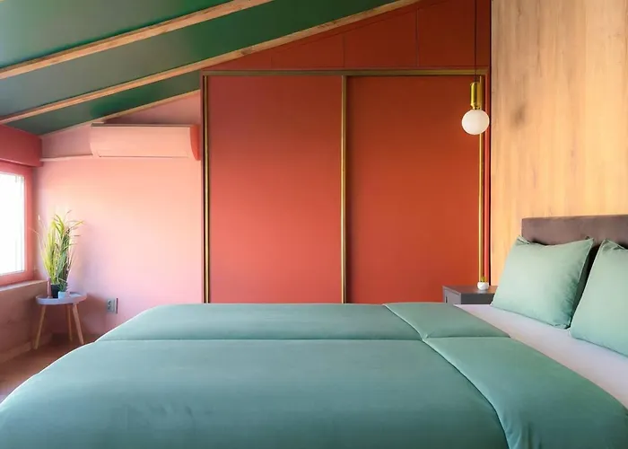 2br With Designer Interior And Work Desk Apartamento Sófia