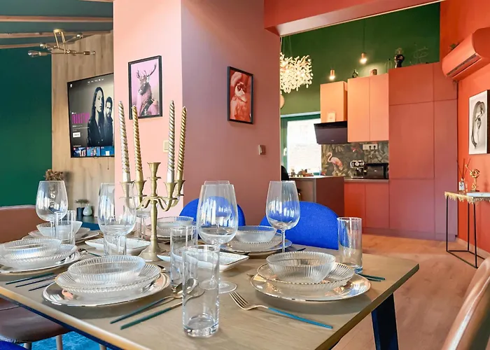 Apartamento 2br With Designer Interior And Work Desk Sófia